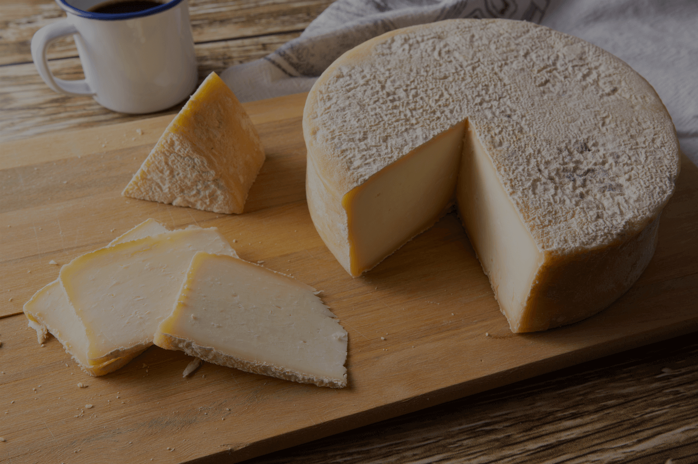 US Cheese Market Trends. Dairy cheese and nondairy cheese